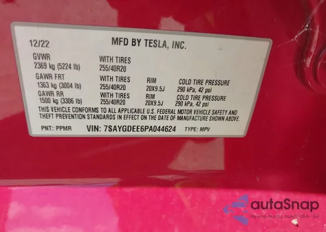 2023 Tesla Model Y Awd/Long Range Dual Motor All-Wheel Drive z USA, uszkodzony, nr VIN 7SAYGDEE6PA044624